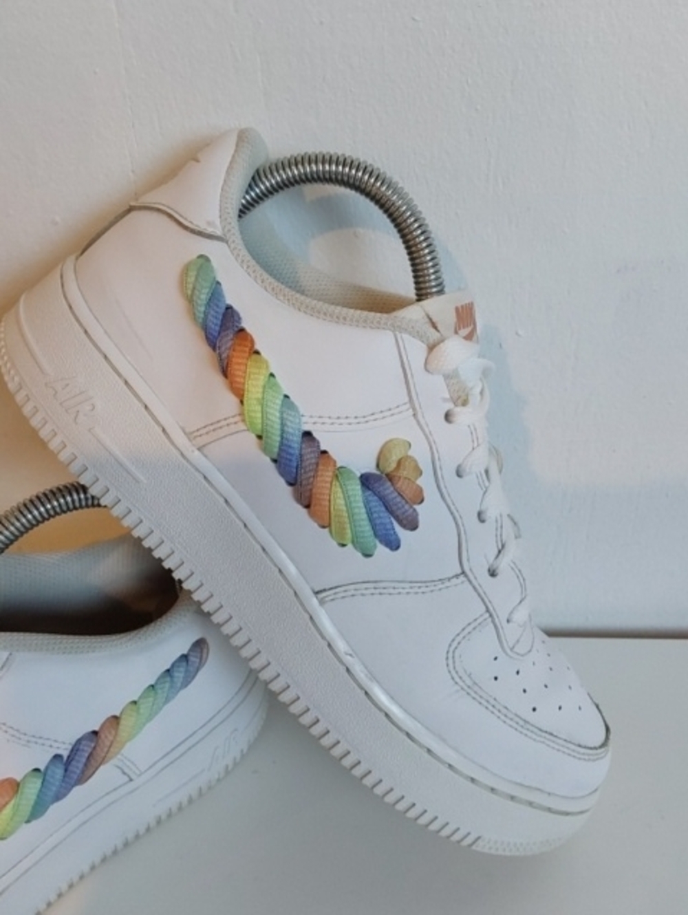 Nike Air Force 1 Low GS Rainbow Lace Swoosh White Leather Lace-Up Sneakers 6.5Y
